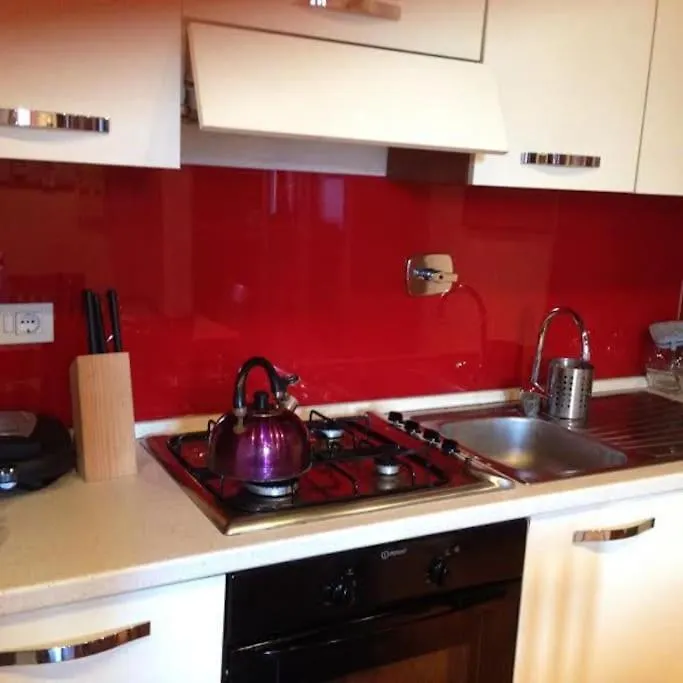 The Red Apartment 罗马 意大利